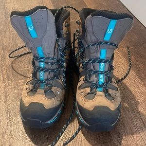 Salomon hiking boots